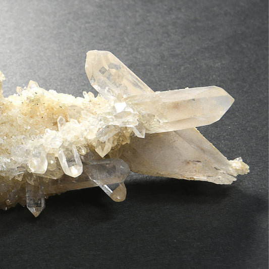 インド・サインジ渓谷産ヒマラヤ水晶 原石 122×58.7×24.8mm #SF142