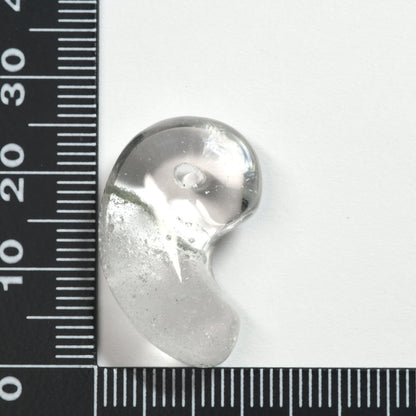 インド・マニハール産ヒマラヤ水晶  勾玉 24×15.8×10mm #SF163