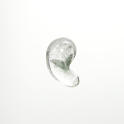 インド・マニハール産ヒマラヤ水晶  勾玉 23.8×15.3×9.8mm #SF164