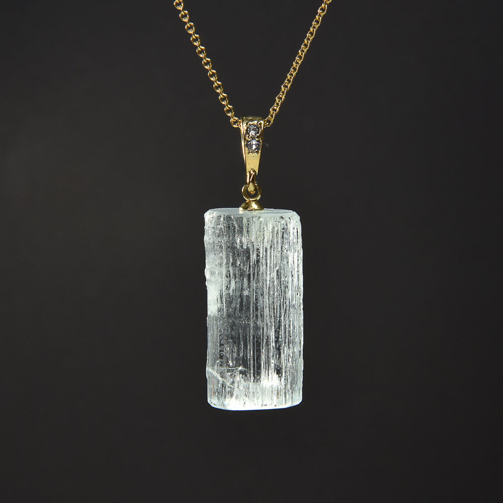 アクアマリン 原石 ペンダントトップ 35.5x12.2x11.7mm #SH048