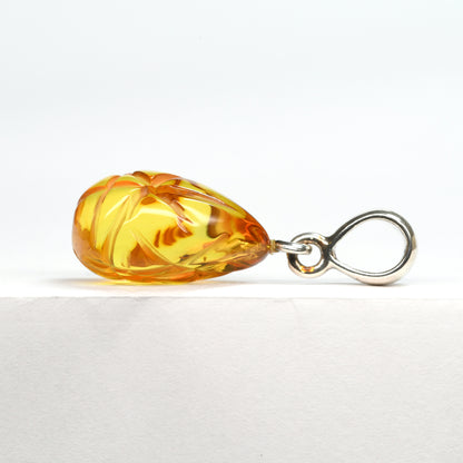 アンバー ペンダントトップ 30.7x13.5x10mm #SH053