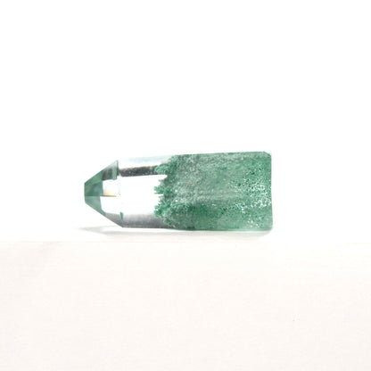 [限定販売] マダガスカル産 グリーンファントムクォーツ  ルース 7.78ct #SJ089