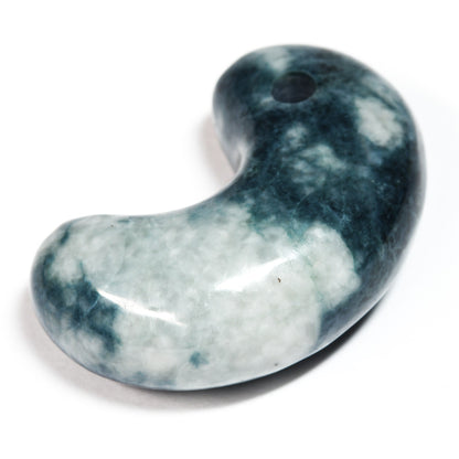 [鑑別付] 糸魚川翡翠 勾玉 33x21x12mm #UC112