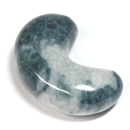 [鑑別付] 糸魚川翡翠 勾玉 33x21x12mm #UC112