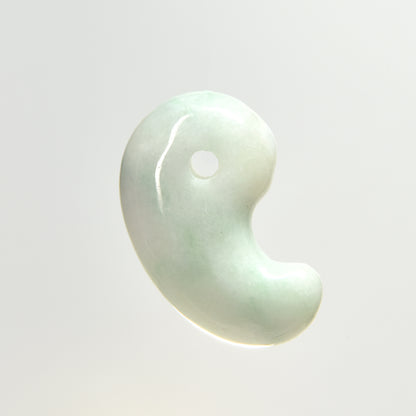 [鑑別付]新潟県産 糸魚川翡翠 勾玉 30mm #UC125