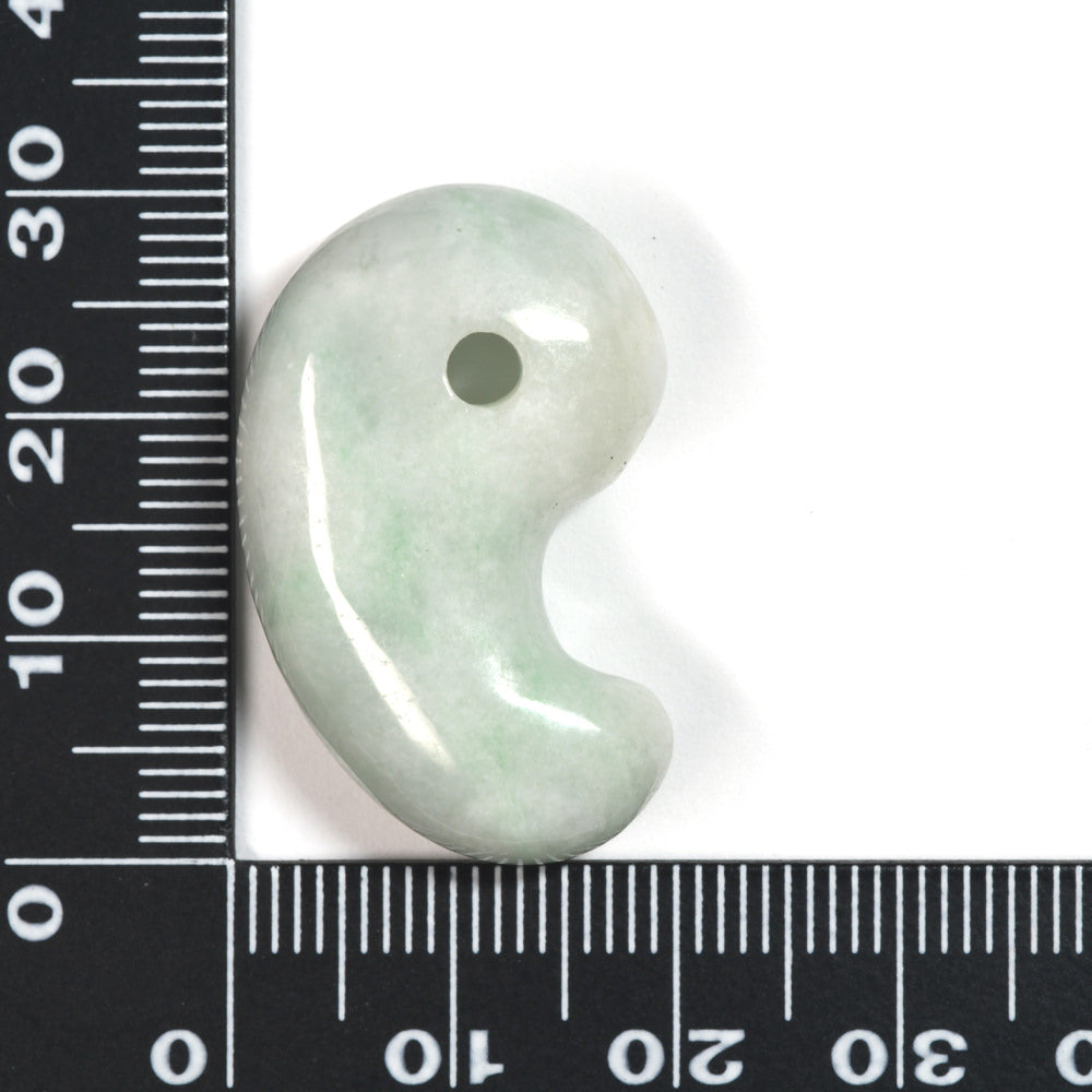 [鑑別付]新潟県産 糸魚川翡翠 勾玉 30mm #UC125