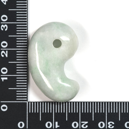 [鑑別付]新潟県産 糸魚川翡翠 勾玉 30mm #UC125