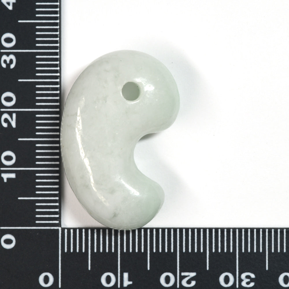 [鑑別付]新潟県産 糸魚川翡翠 勾玉 30mm #UC126