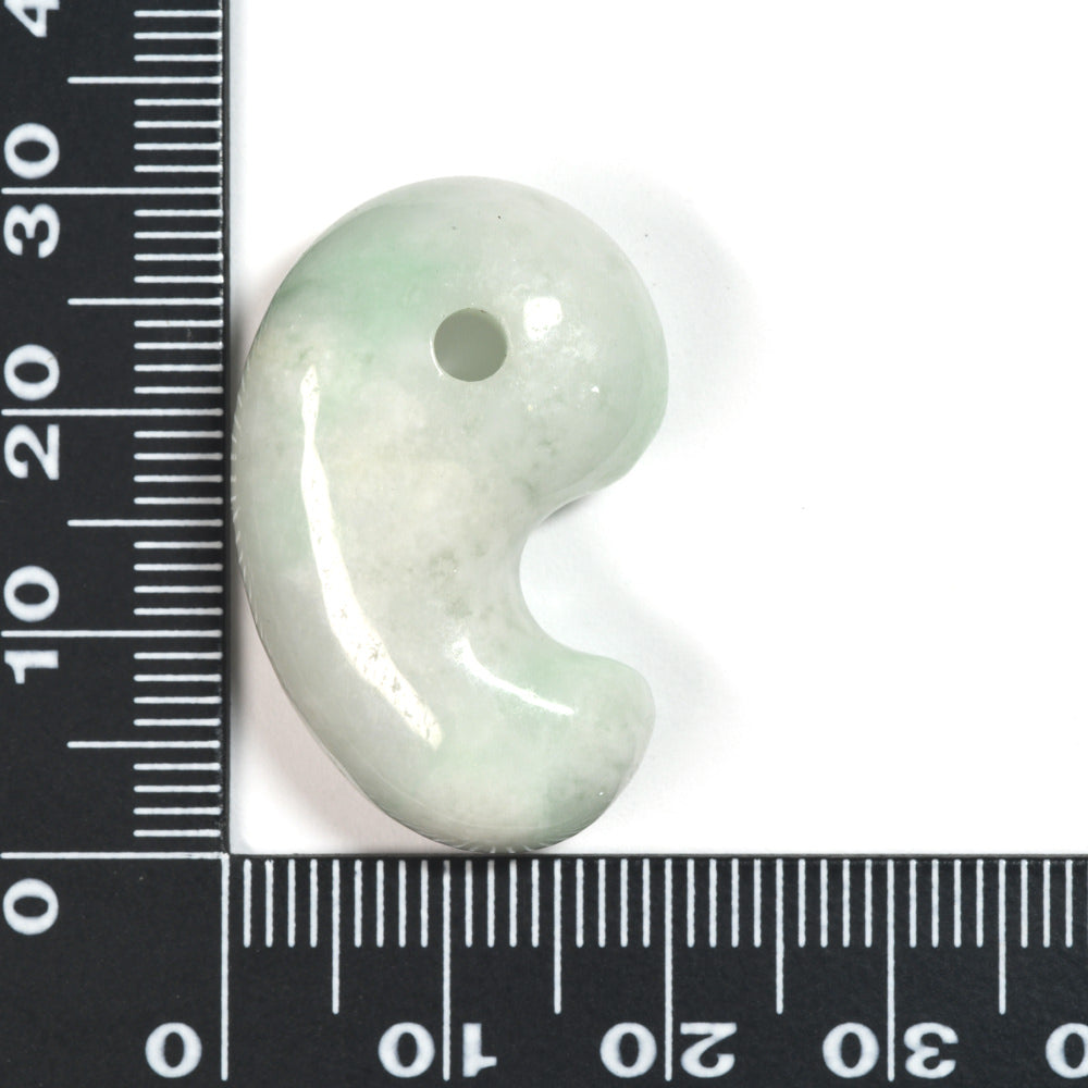 [鑑別付]新潟県産 糸魚川翡翠 勾玉 30mm #UC127
