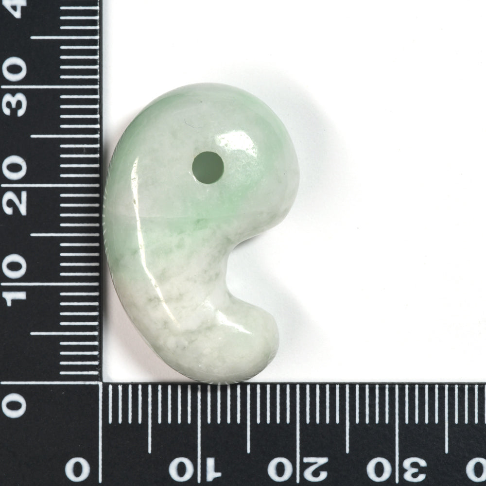 [鑑別付]新潟県産 糸魚川翡翠 勾玉 30mm #UC128